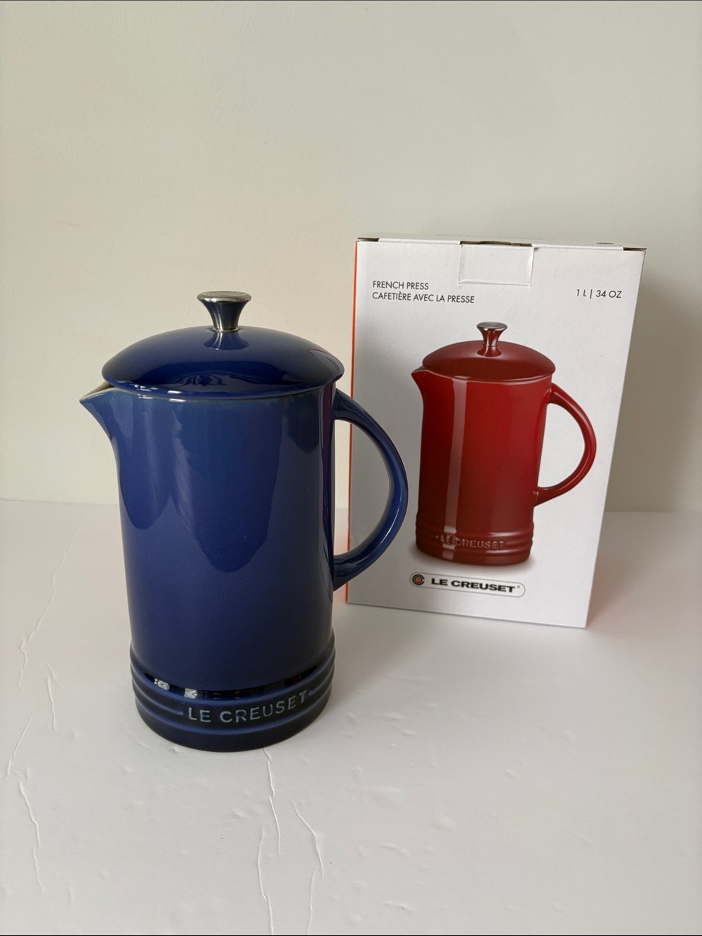 Le Creuset 34 oz Stoneware French Press Coffee Pot Cobalt Blue Discontinued Mint